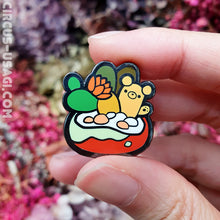 Load image into Gallery viewer, Enamel pins | Plant pets