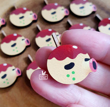Load image into Gallery viewer, Wooden pins | Smol villagers